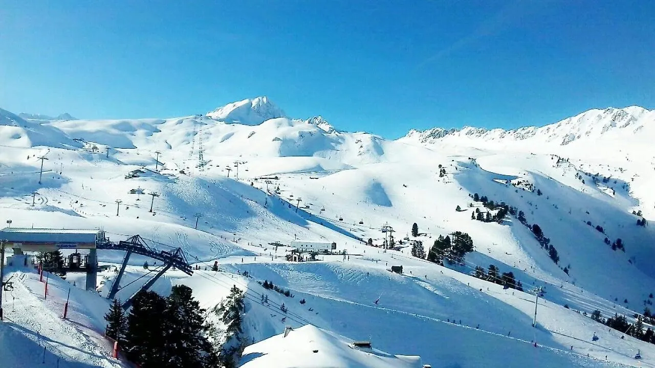 Appartement Bourg St Maurice les Arcs 1800 Les Lauzieres jolie vue, nature, espace, bien être, plaisir, paisible