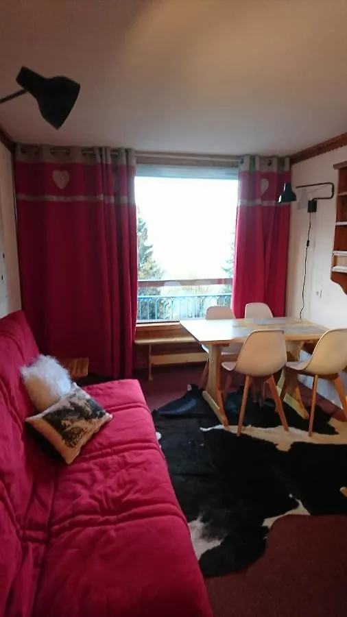 Les Lauzieres: Alpine Retreat with Scenic Views Apartment Les Arcs